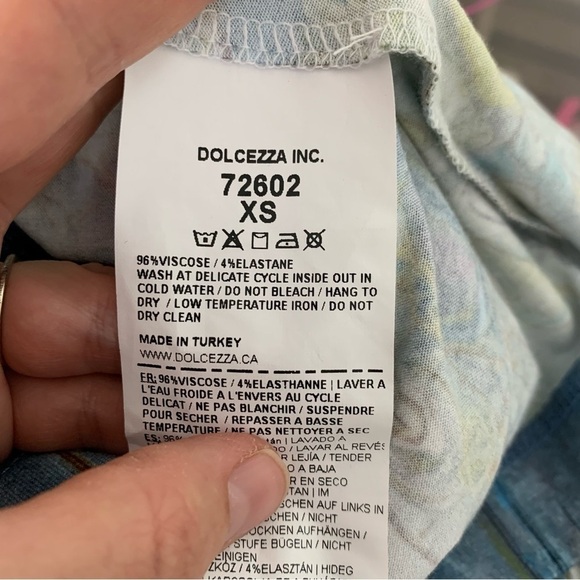 Simply Art By Dolcezza Button Front Short Womens XS Stretch Art Collar Geometric - Picture 7 of 17